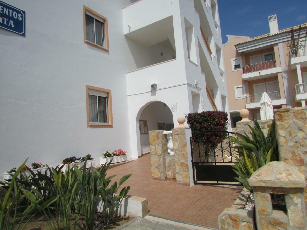 Apartamentos Cabrita Olhos de Agua  Extérieur photo
