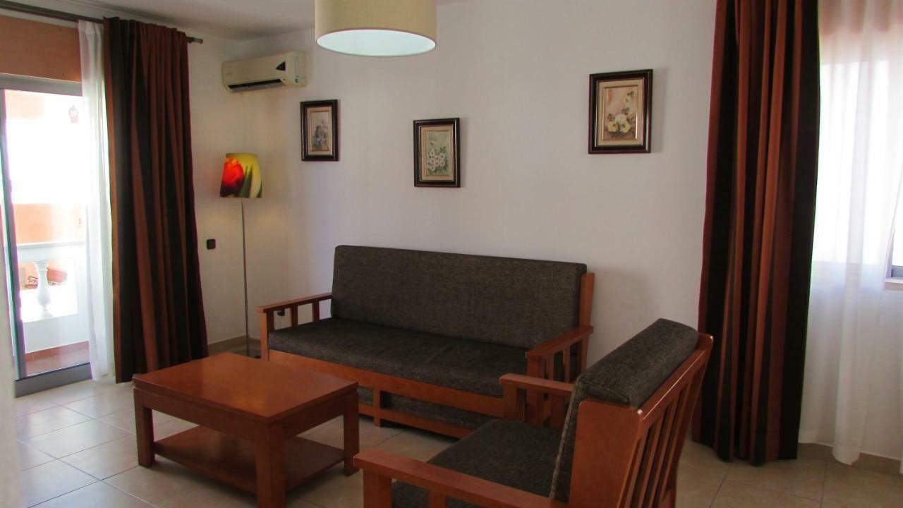 Apartamentos Cabrita Olhos de Agua  Extérieur photo