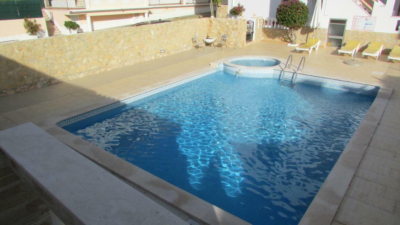 Apartamentos Cabrita Olhos de Agua  Extérieur photo